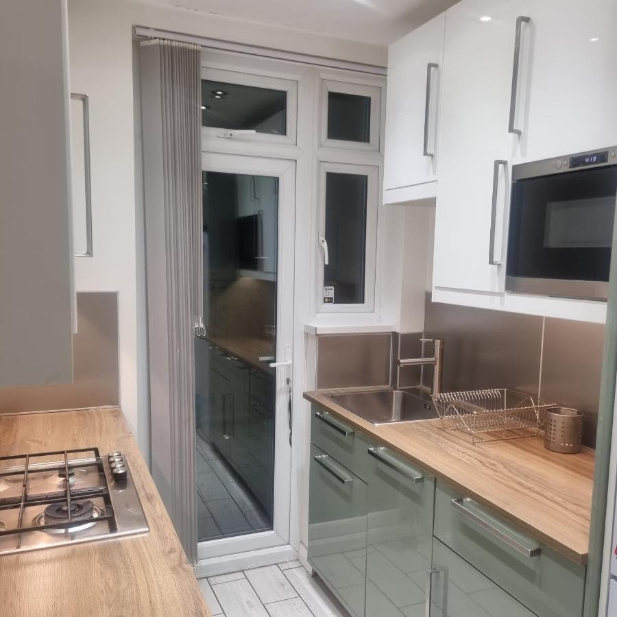 Spacious Private Room In Vibrant South London Thornton Heath Экстерьер фото