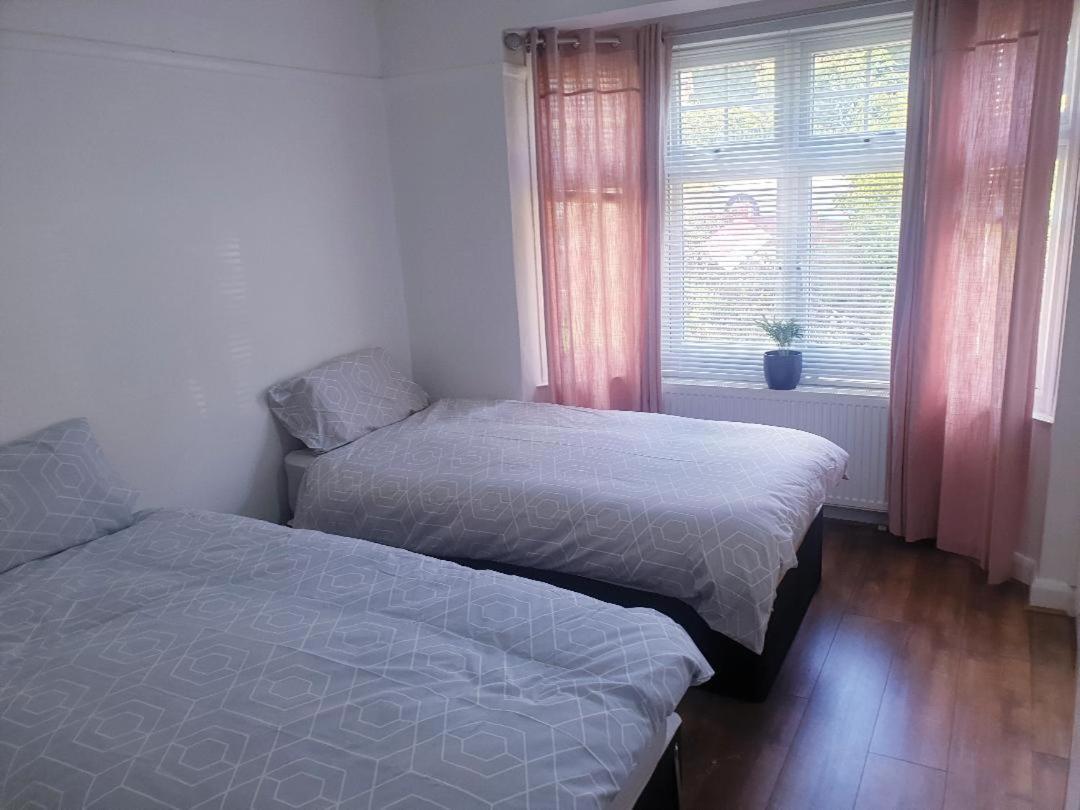 Spacious Private Room In Vibrant South London Thornton Heath Экстерьер фото