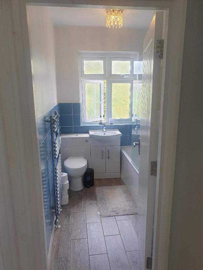 Spacious Private Room In Vibrant South London Thornton Heath Экстерьер фото