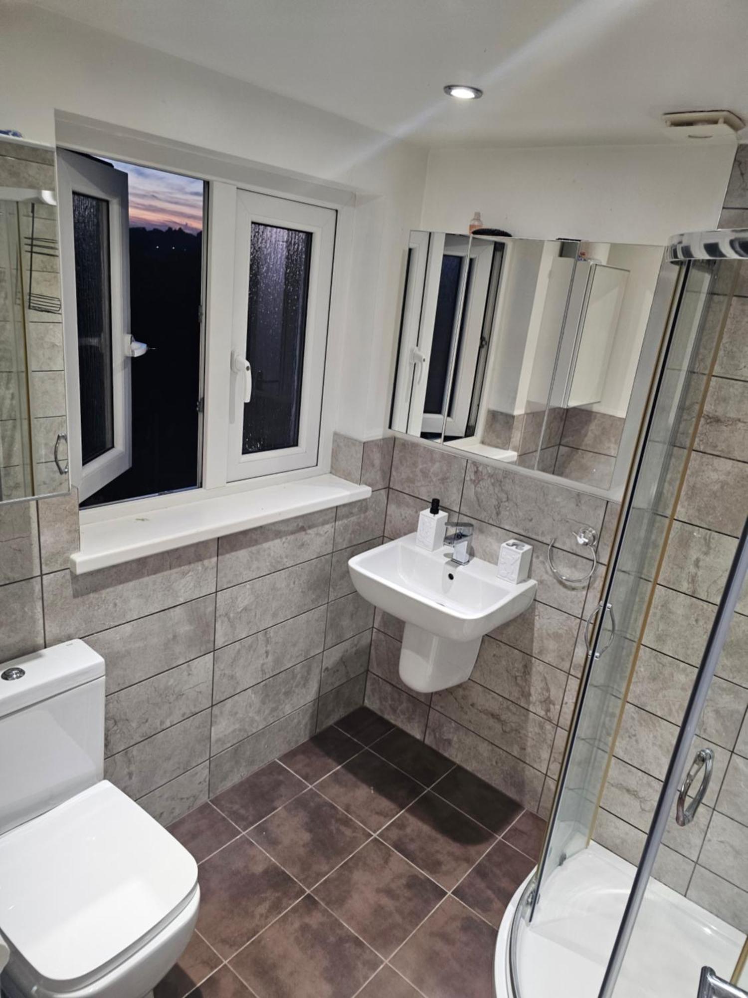 Spacious Private Room In Vibrant South London Thornton Heath Экстерьер фото