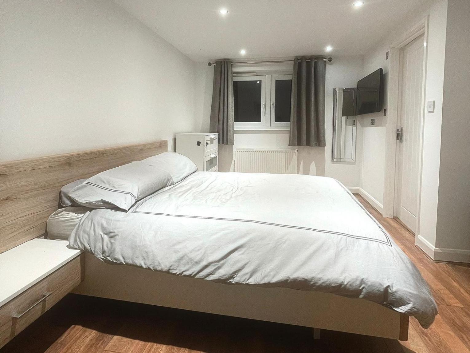 Spacious Private Room In Vibrant South London Thornton Heath Экстерьер фото